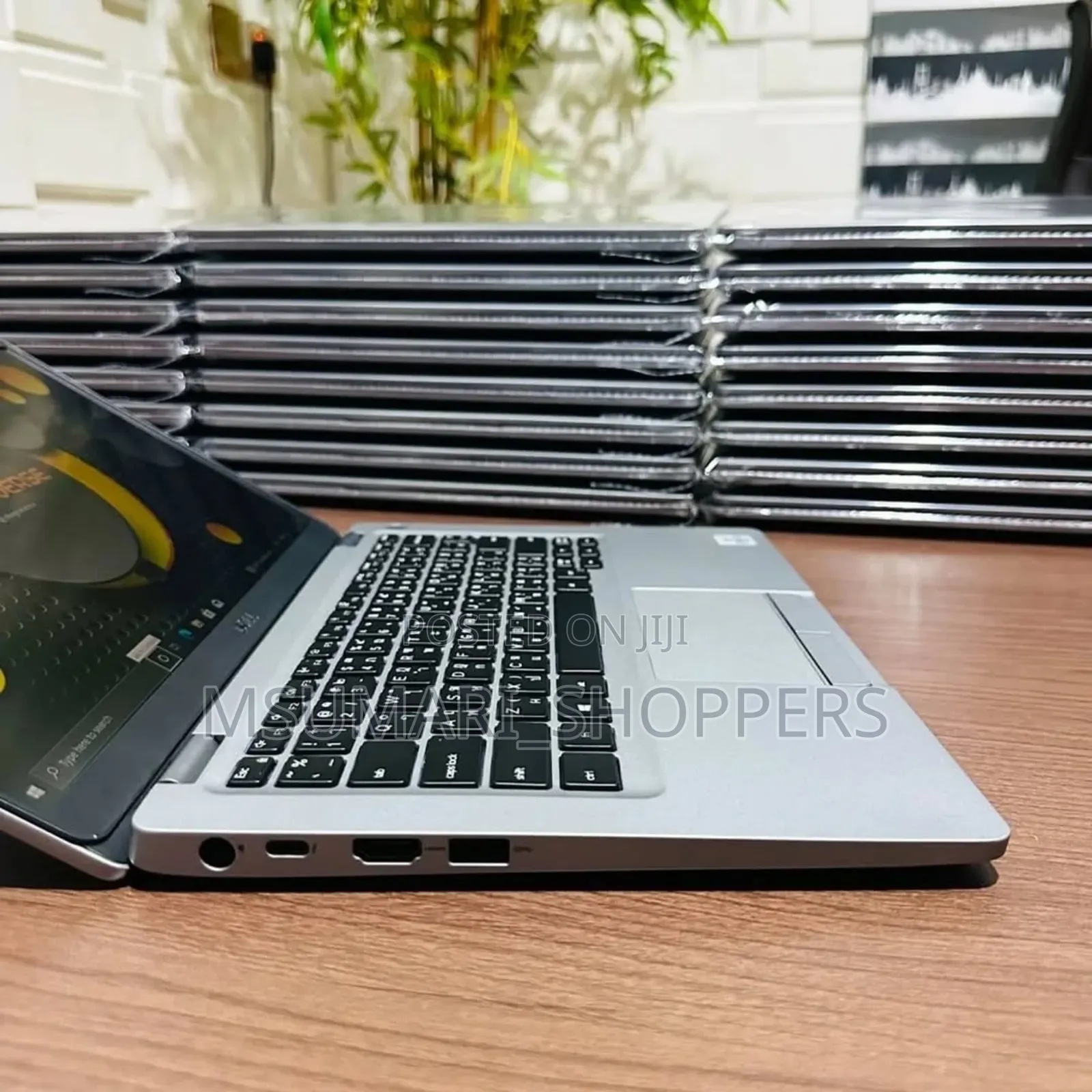 Laptop Dell Latitude 5310 8GB Intel Core I5 SSD 256GB