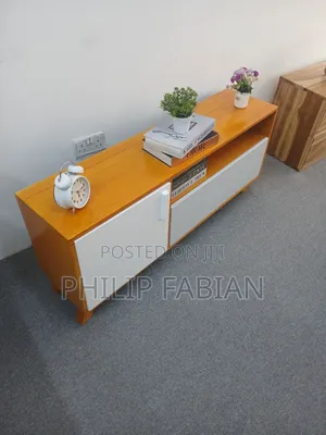 Simple Tv Showcase