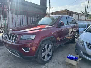 Jeep Grand Cherokee 2013 Red