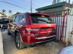 Jeep Grand Cherokee 2013 Red