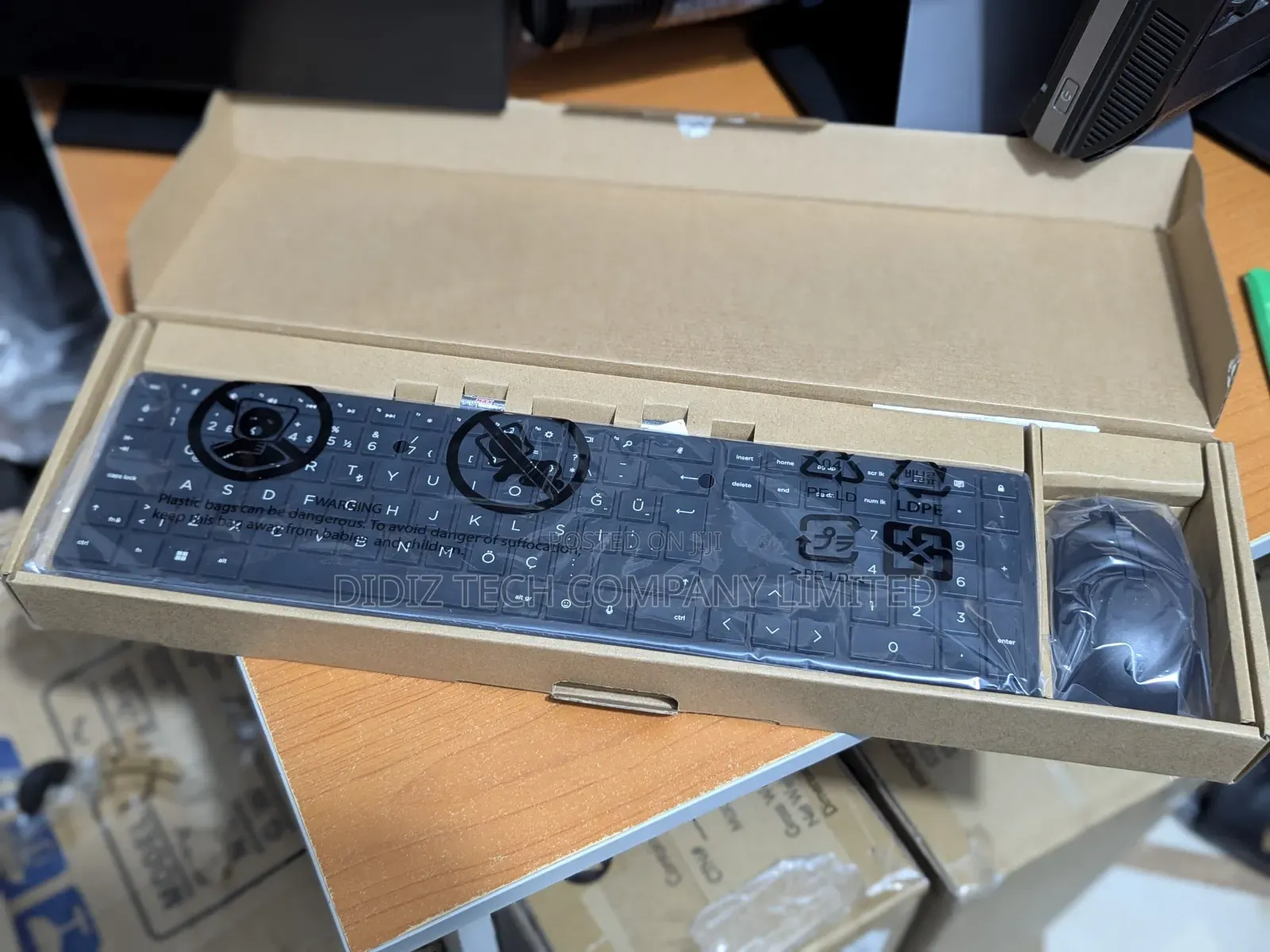 Wireless Keyboard and Mouse Combo