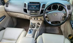 Toyota Fortuner 2005 Black