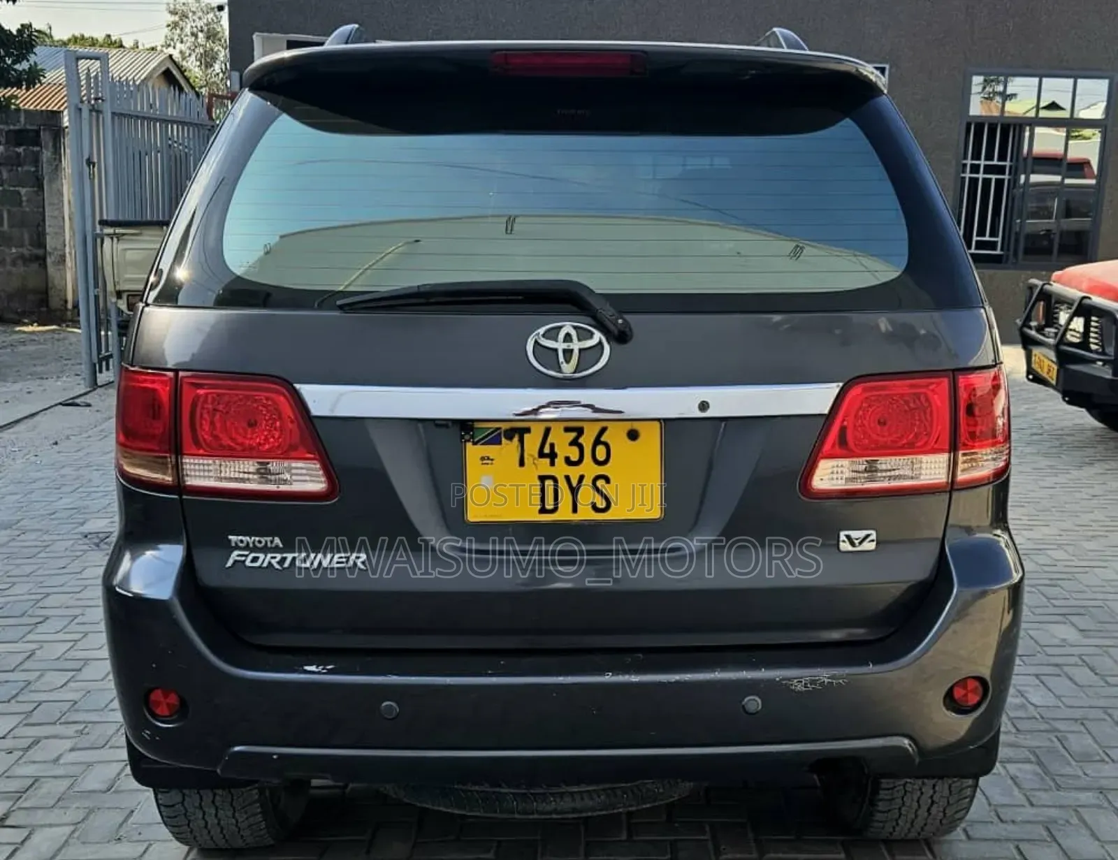 Toyota Fortuner 2005 Black