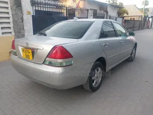 Toyota Mark II 2004 Silver