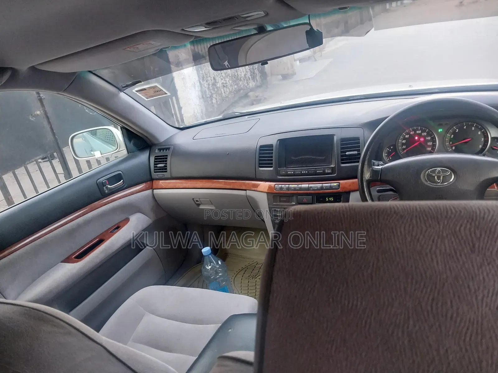 Toyota Mark II 2004 Silver