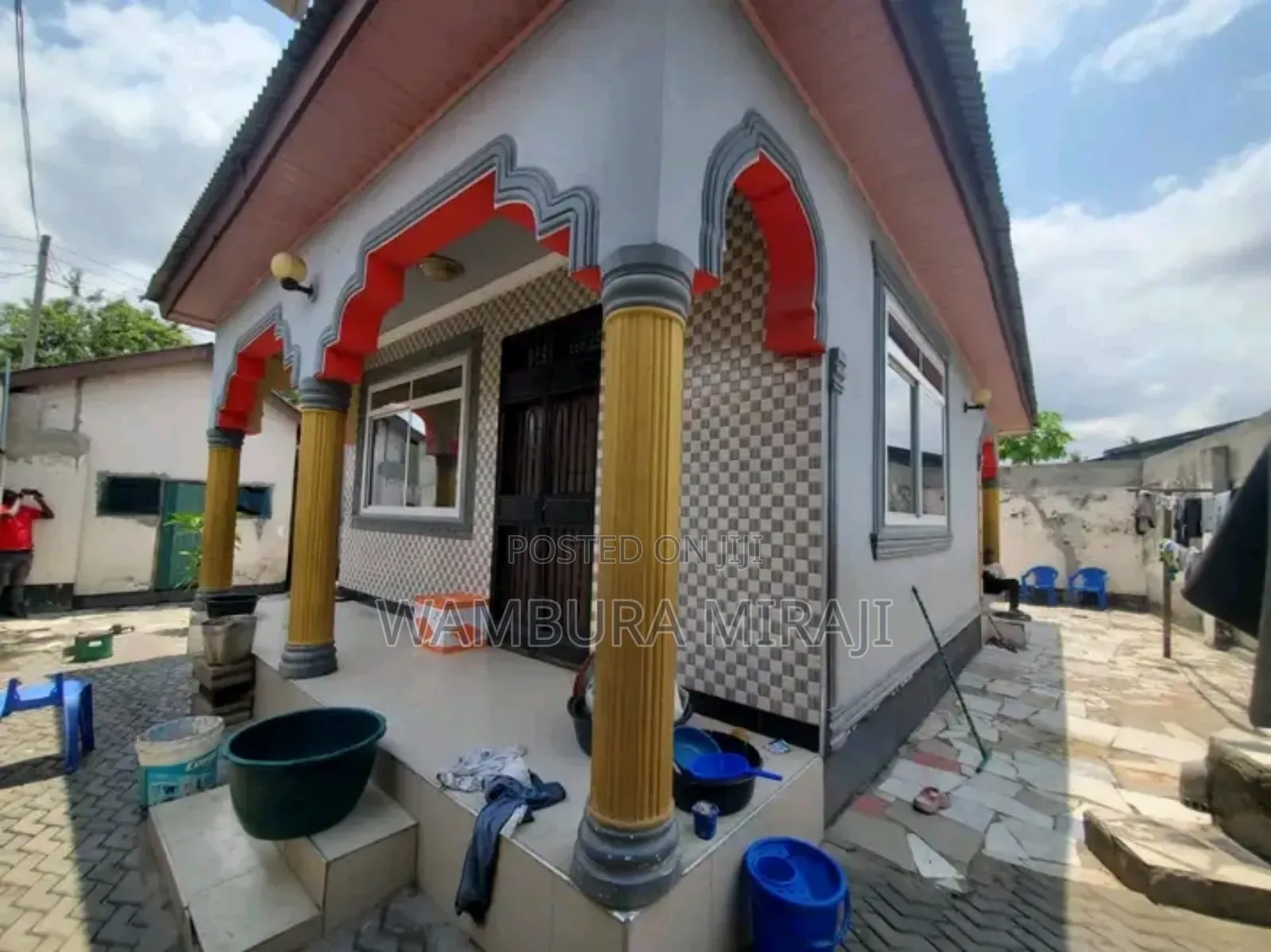 Furnished 4bdrm Bungalow in Nyumba, Kitunda for sale