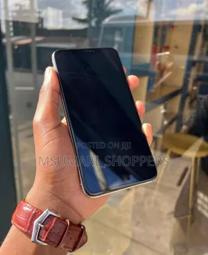 Apple iPhone X 64 GB White
