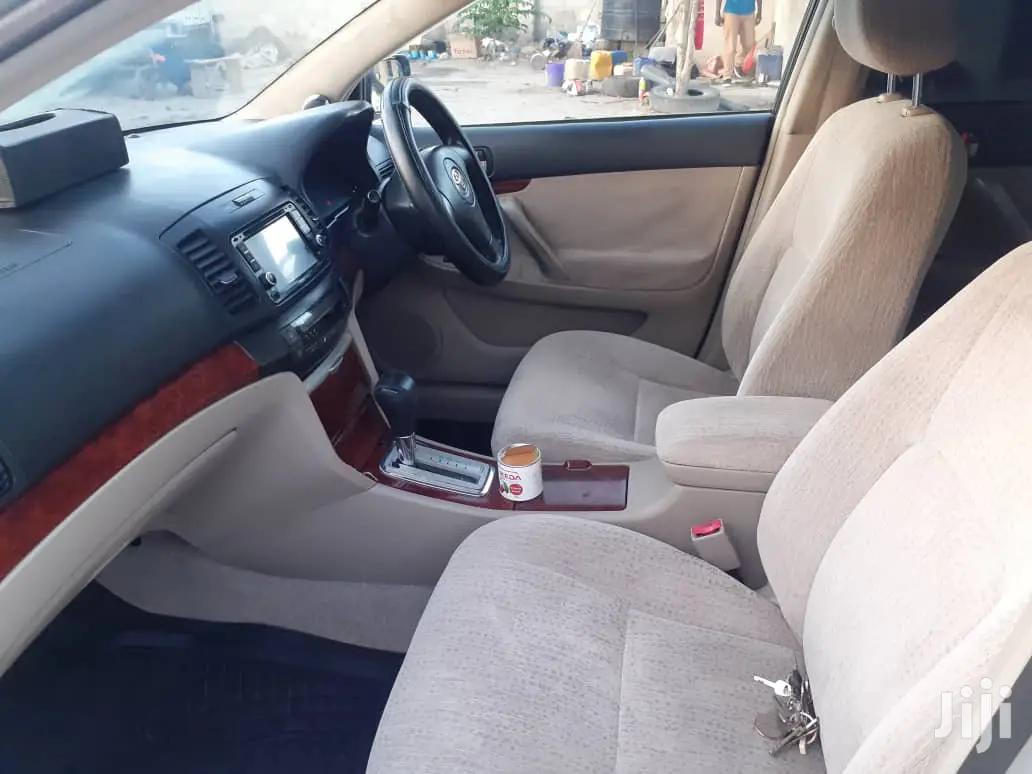 Toyota Premio 2002 Silver