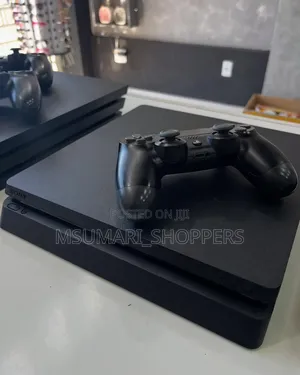 Ps4 Slim - Ina Games 6 Na Pads 2