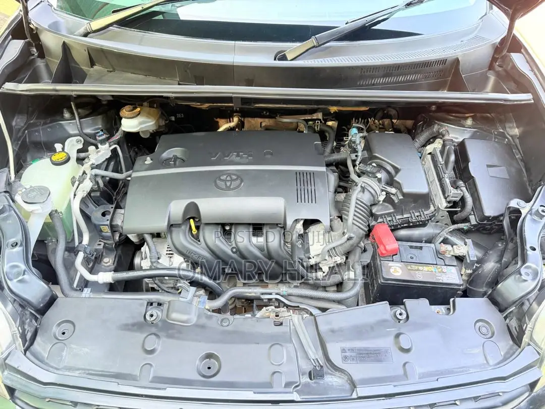 Toyota Corolla Rumion 2010 Black