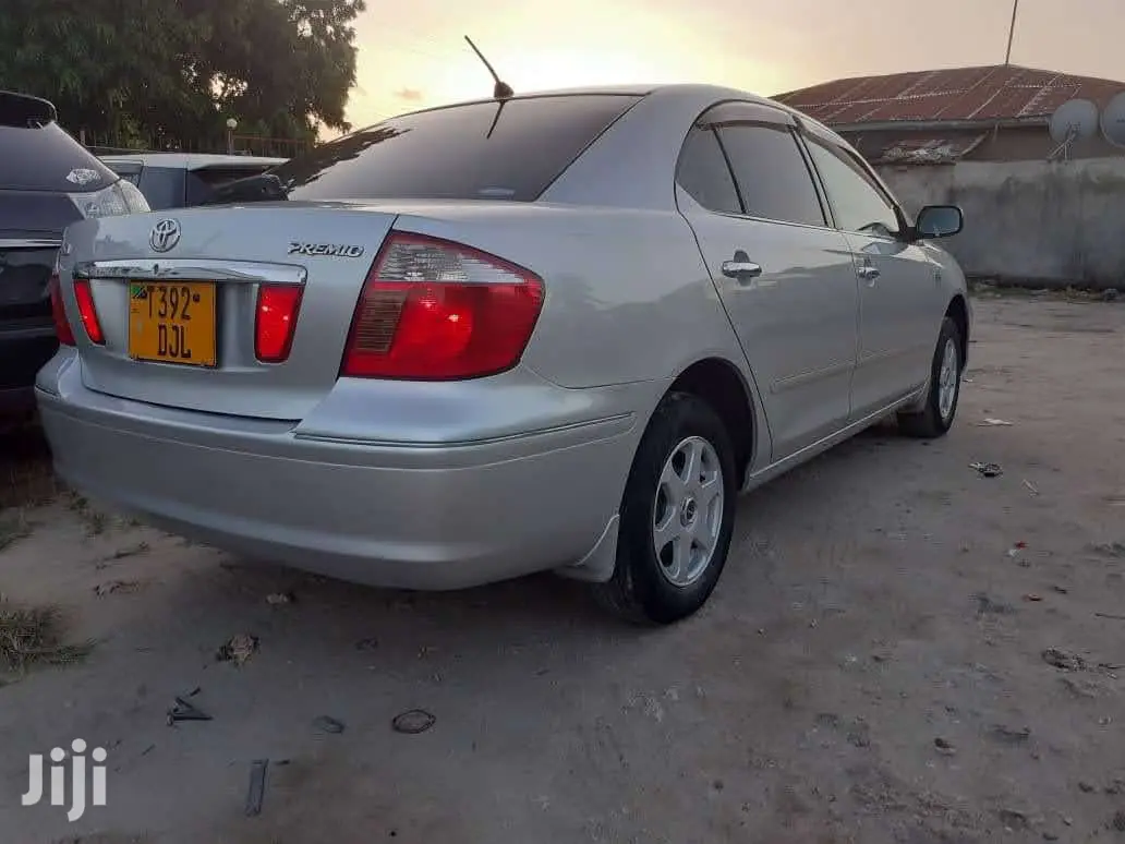 Toyota Premio 2002 Silver