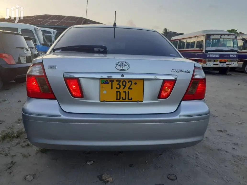 Toyota Premio 2002 Silver