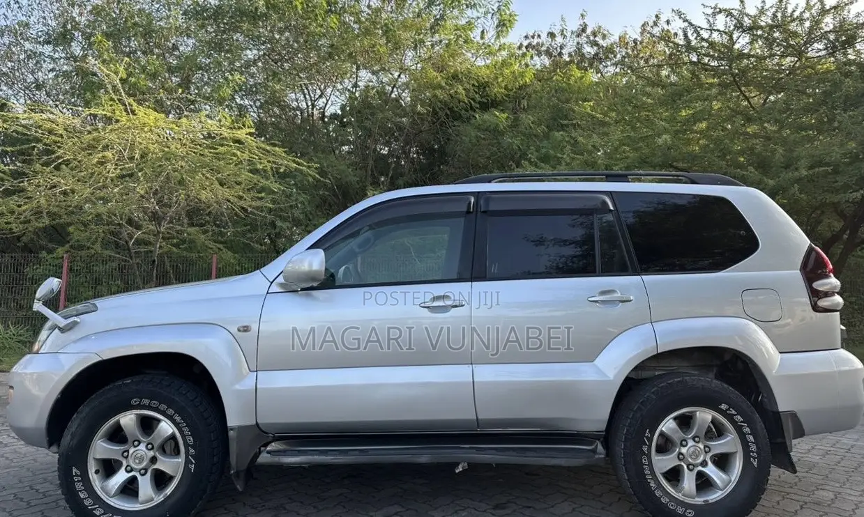 Toyota Land Cruiser Prado 2008 Silver