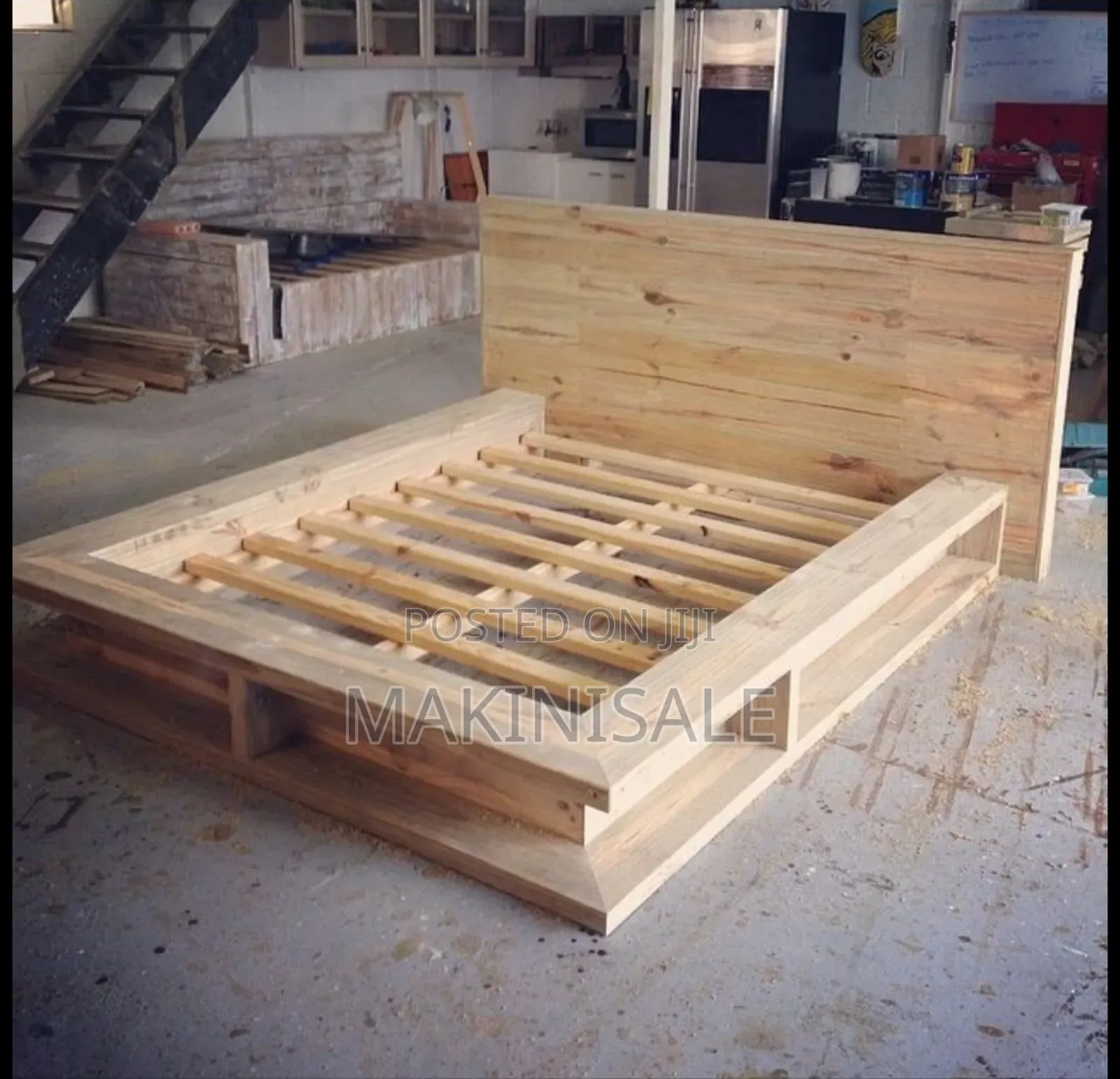 Bed Wood Simple Pine
