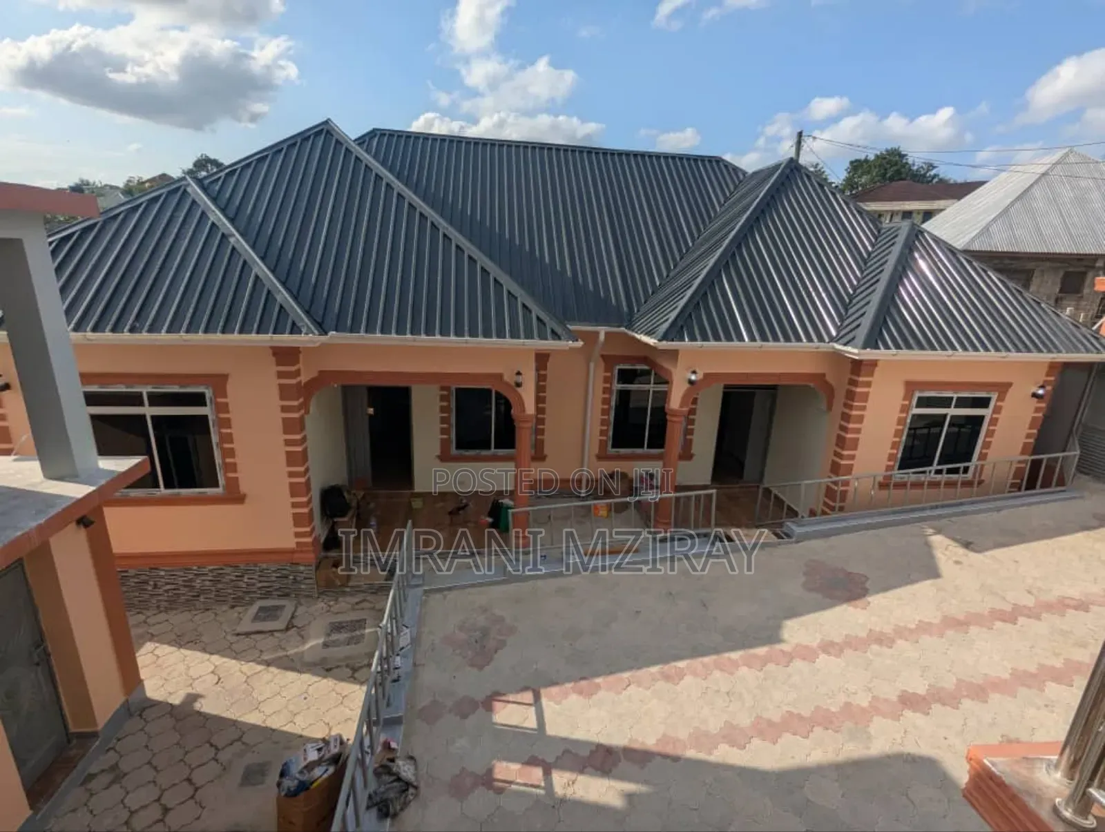 4bdrm Bungalow in Chang'ombe for sale