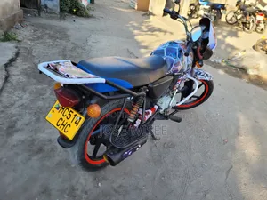 Bajaj Boxer 150 UG 2024 Black