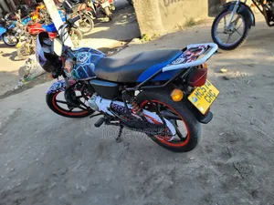 Bajaj Boxer 150 UG 2024 Black
