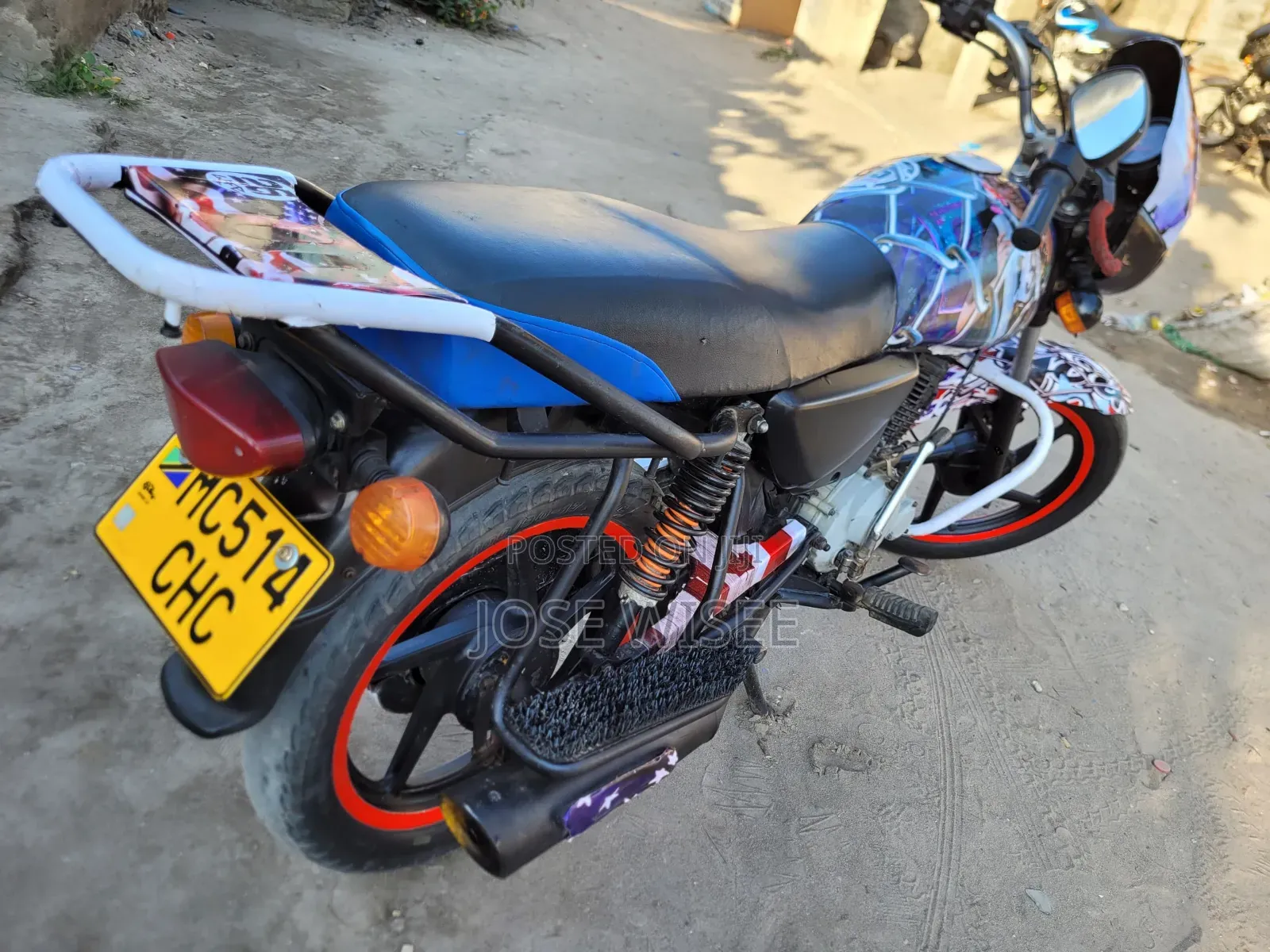 Bajaj Boxer 150 UG 2024 Black