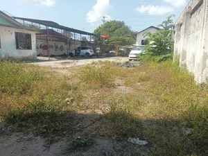 Kawawa Road Showroom, Garage Au Muwekezaji Wa Frem Linafaa