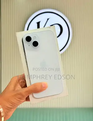 Photo - New Apple iPhone 14 128 GB White