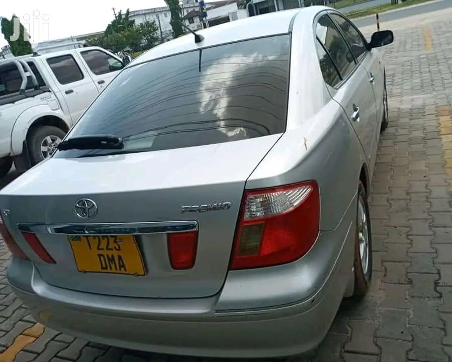 Toyota Premio 2002 Silver