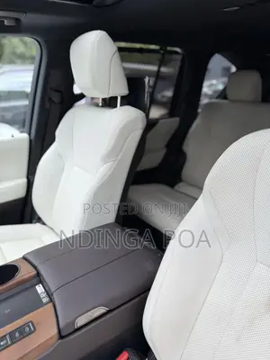 Lexus LX 2022 White