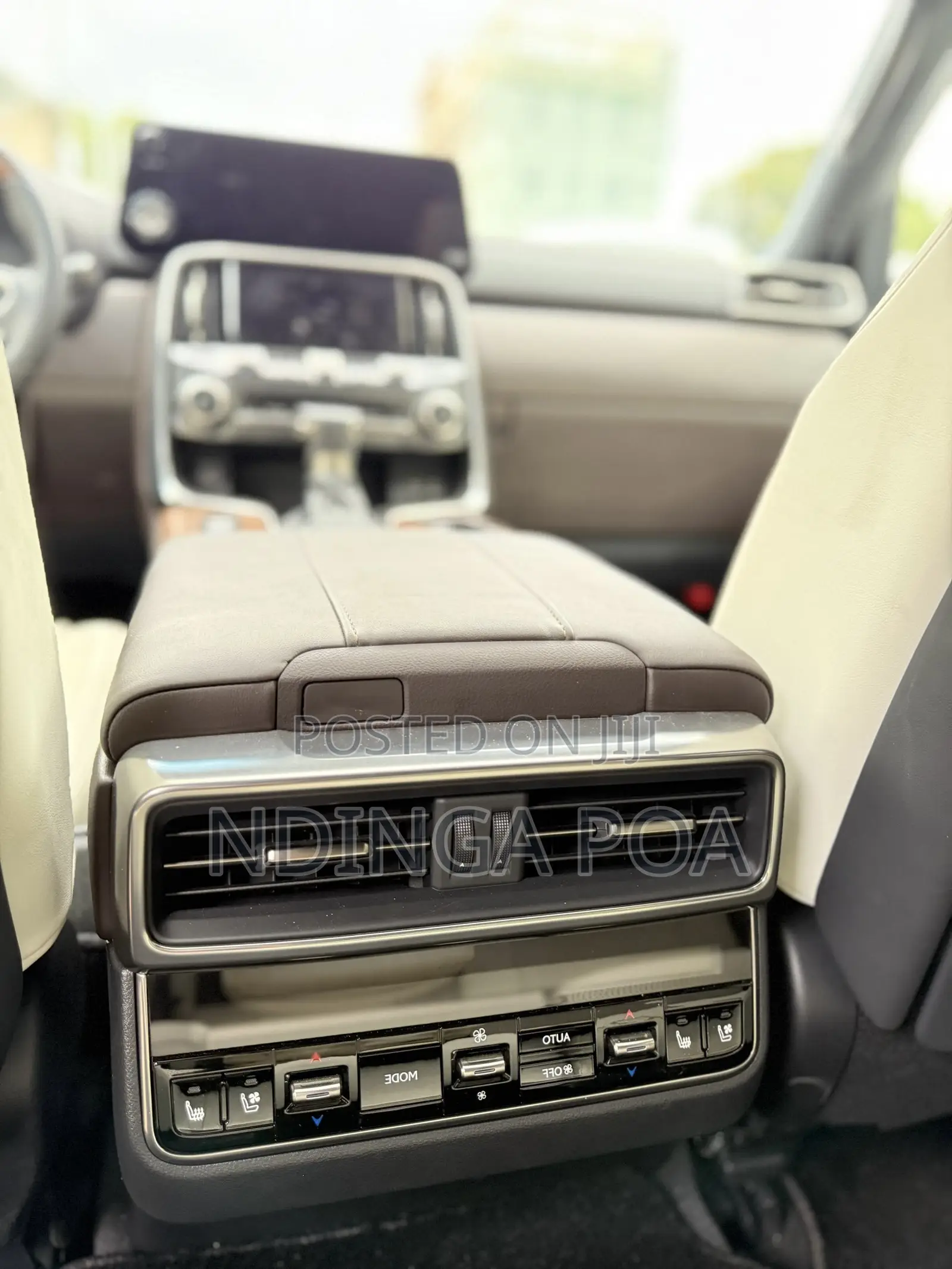 Lexus LX 2022 White