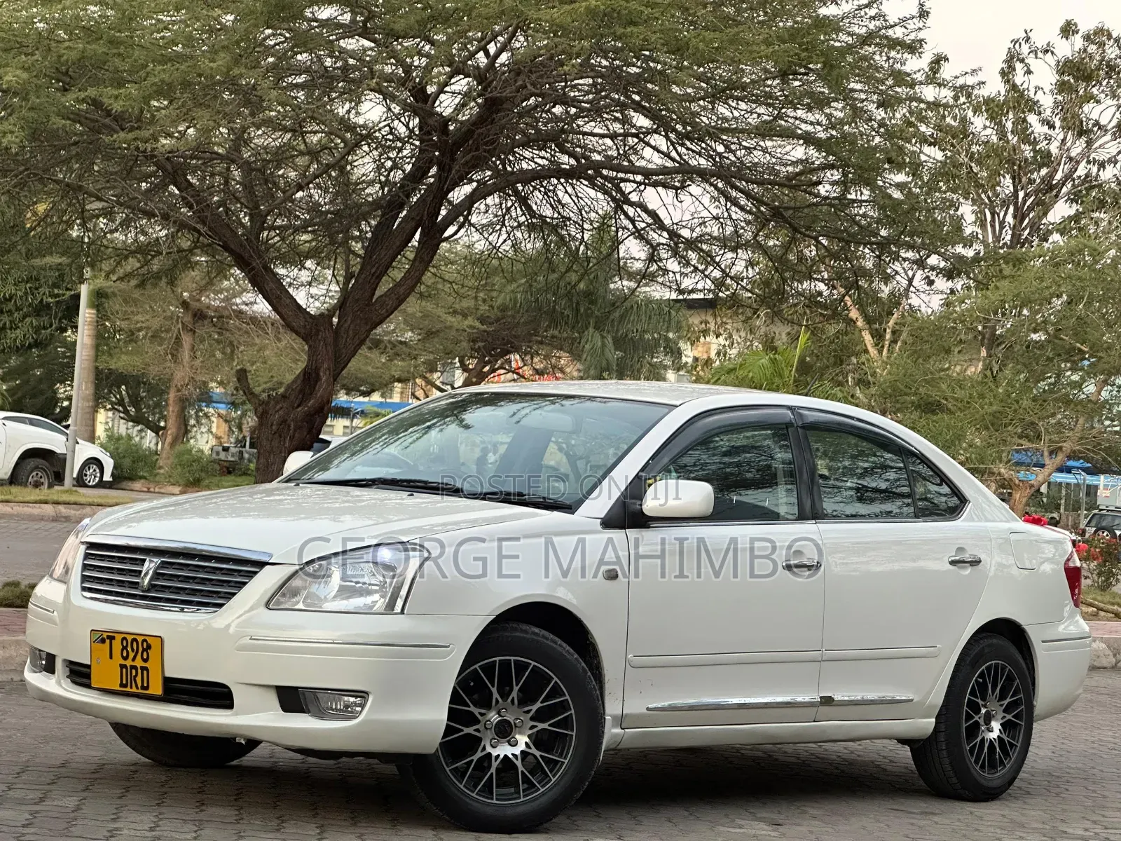 Toyota Premio 2005 White