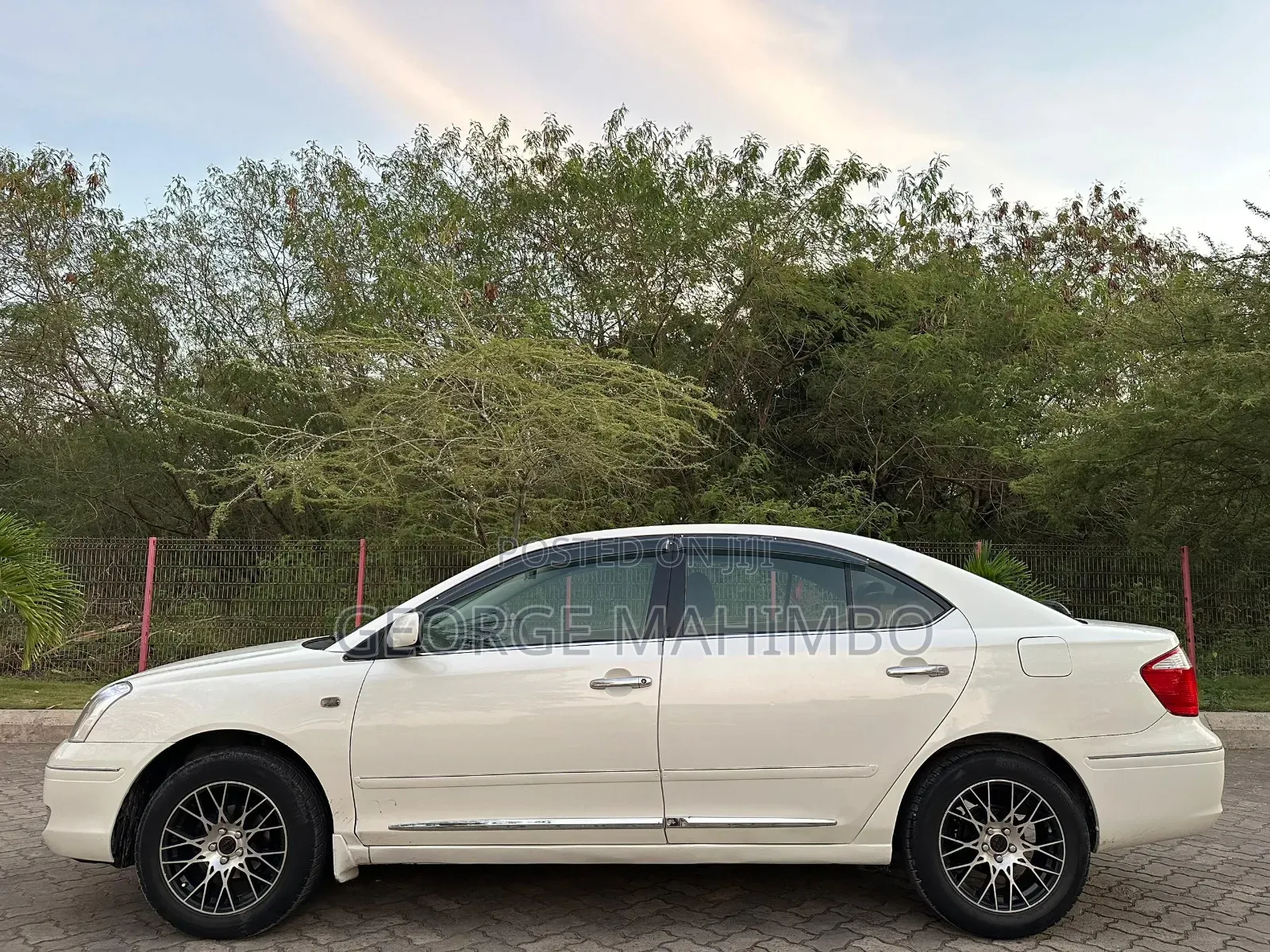 Toyota Premio 2005 White