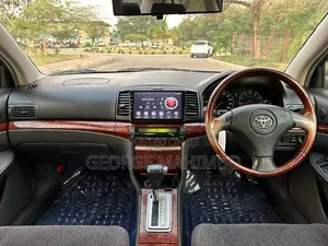 Toyota Premio 2005 White
