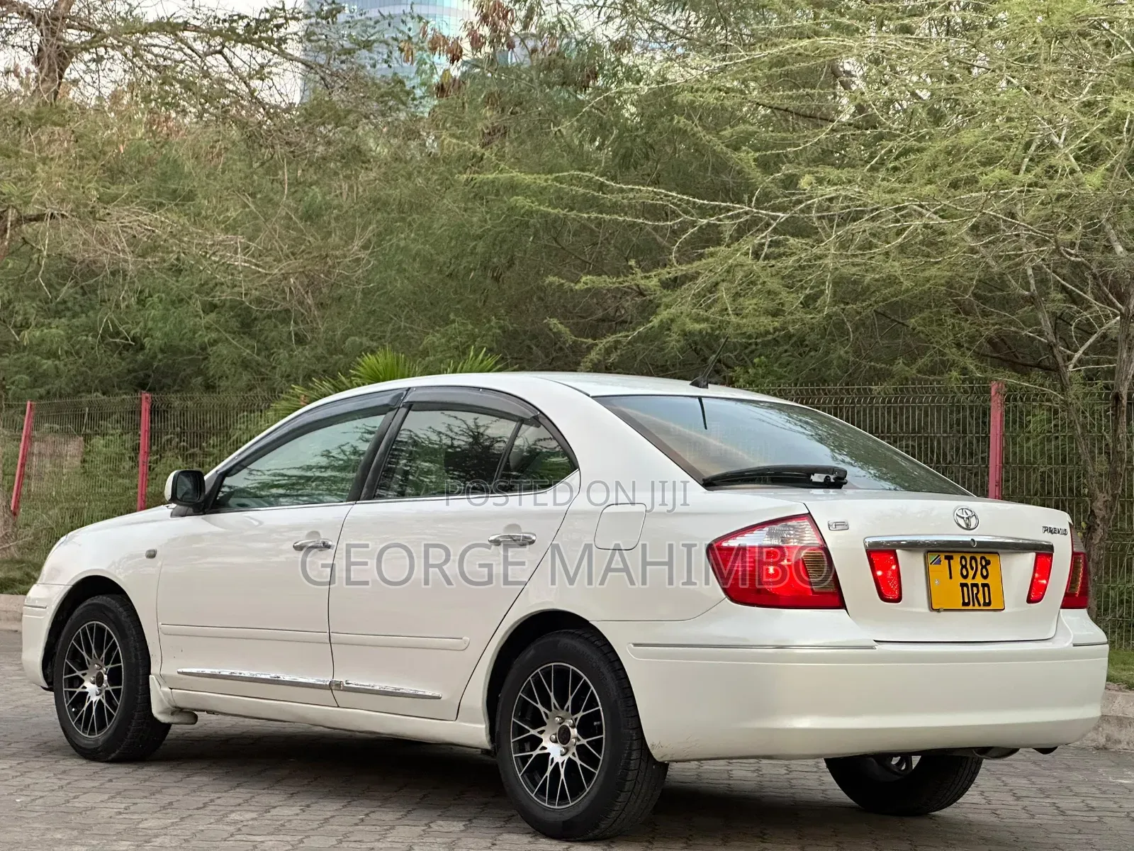 Toyota Premio 2005 White