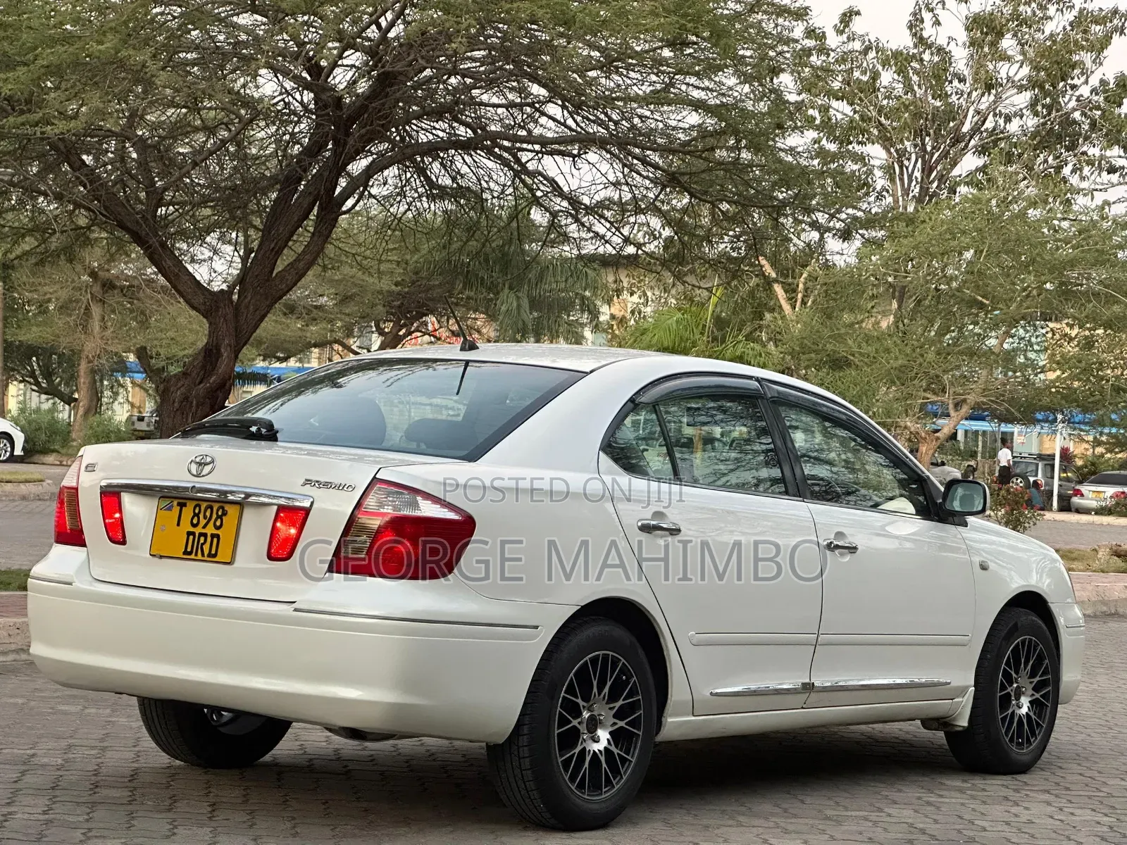 Toyota Premio 2005 White