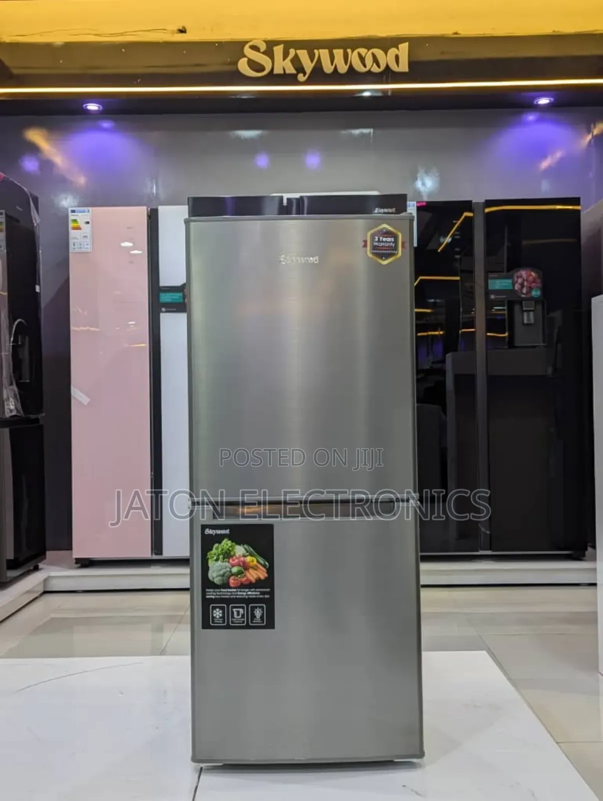 Skywood Fridge
Model: Sky 108i (Extra Large)