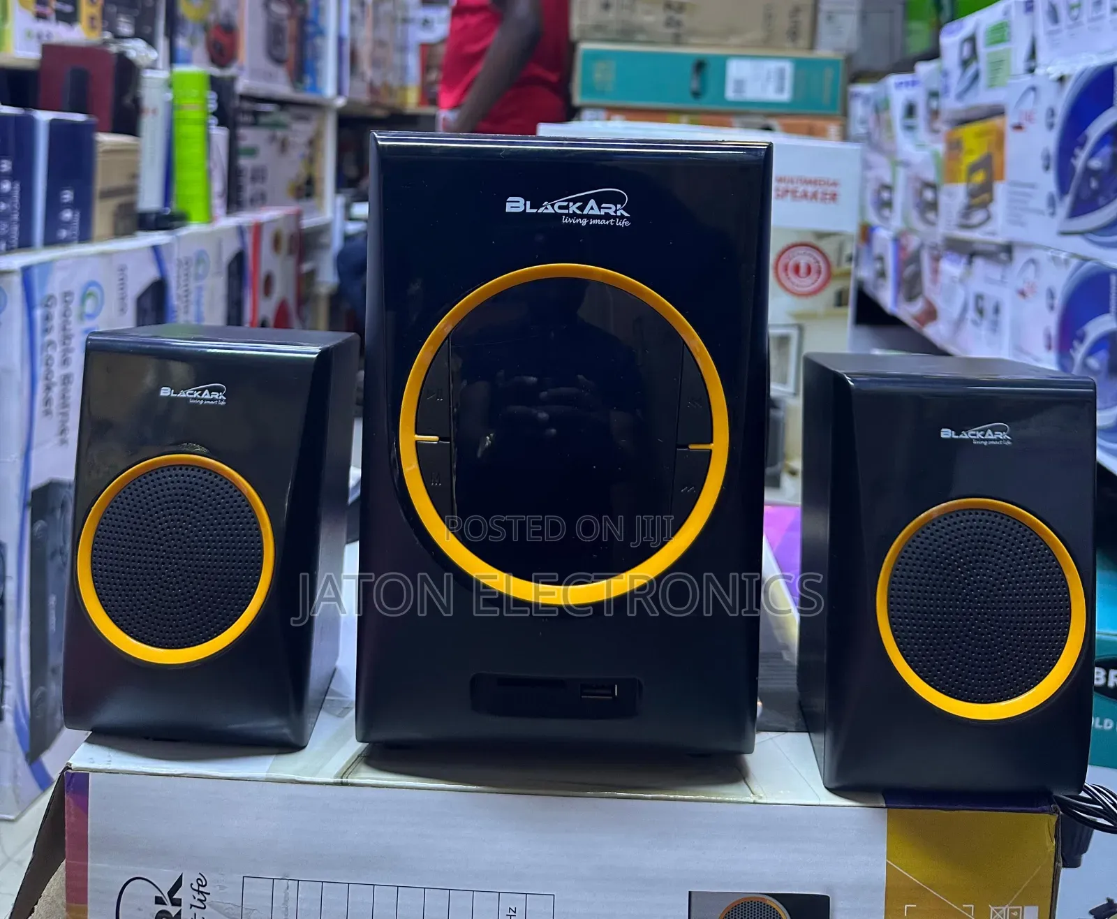 Black Ark Subwoofer Yt 725