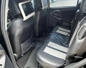 Toyota Vanguard 2013 Black