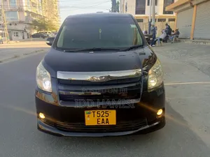 Toyota Noah 2008 Black