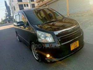 Toyota Noah 2008 Black