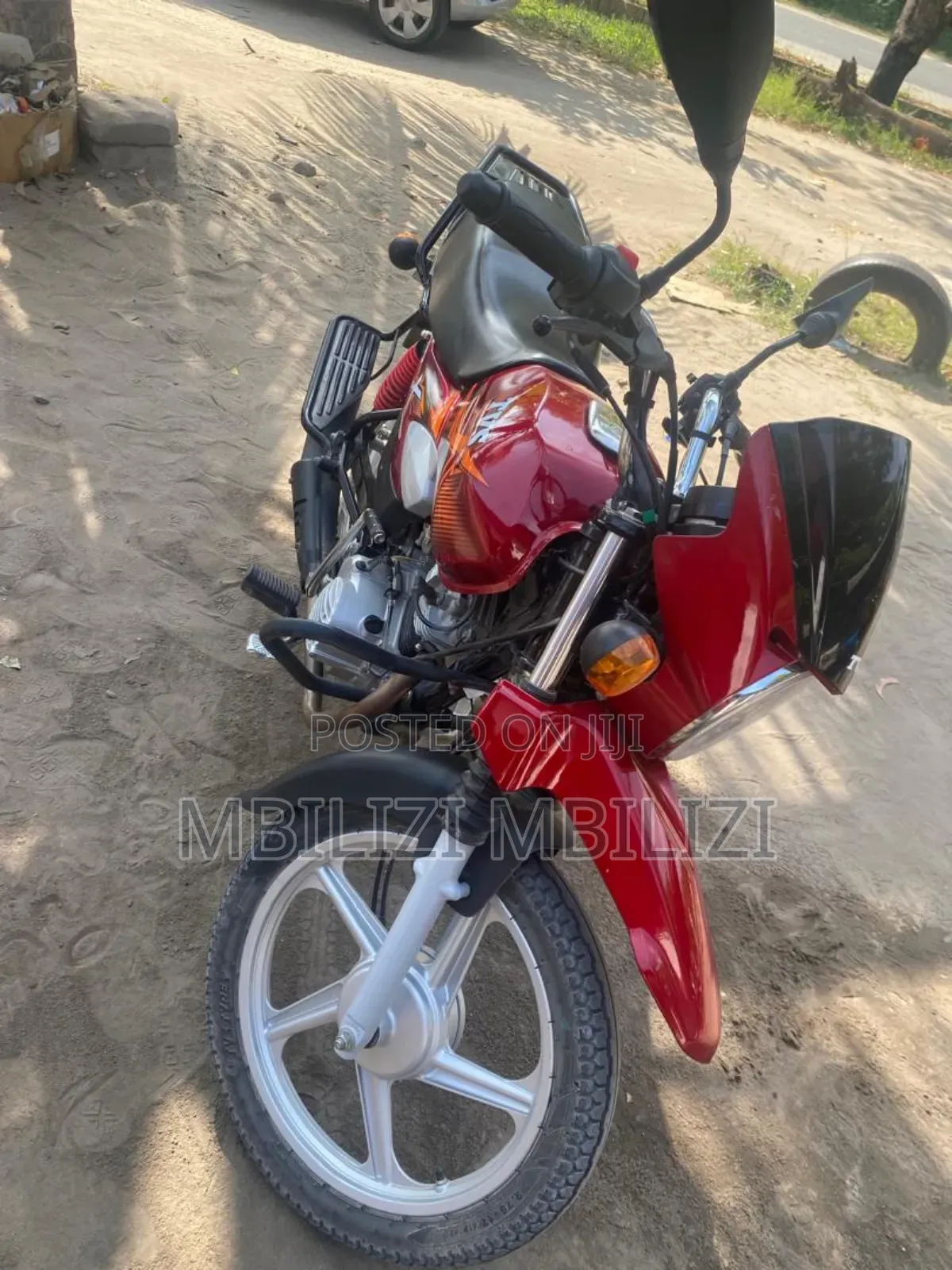TVS HLX Plus ES 2025 Red