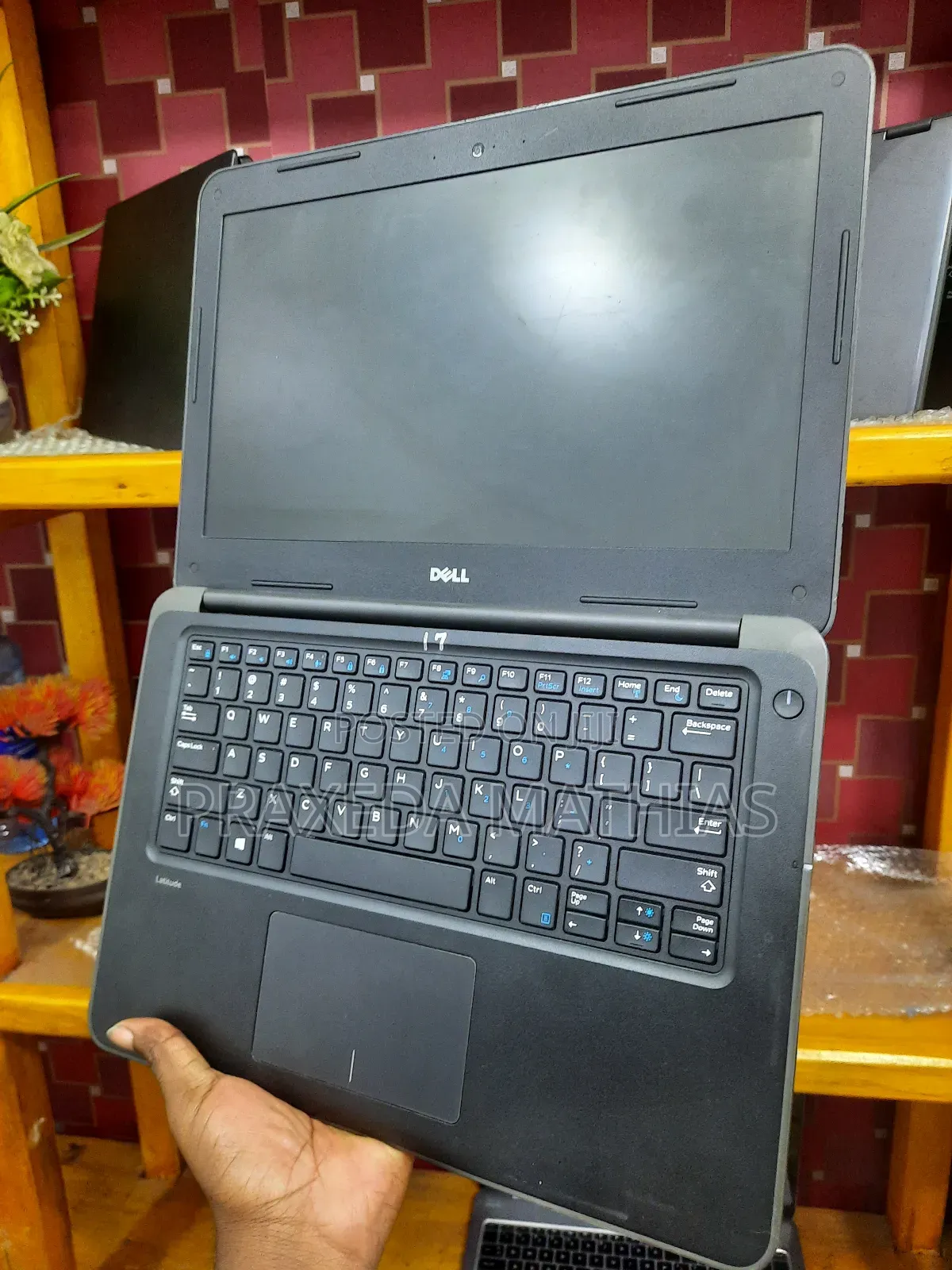 Laptop Dell Latitude 3380 4GB Intel Core I5 SSD 256GB