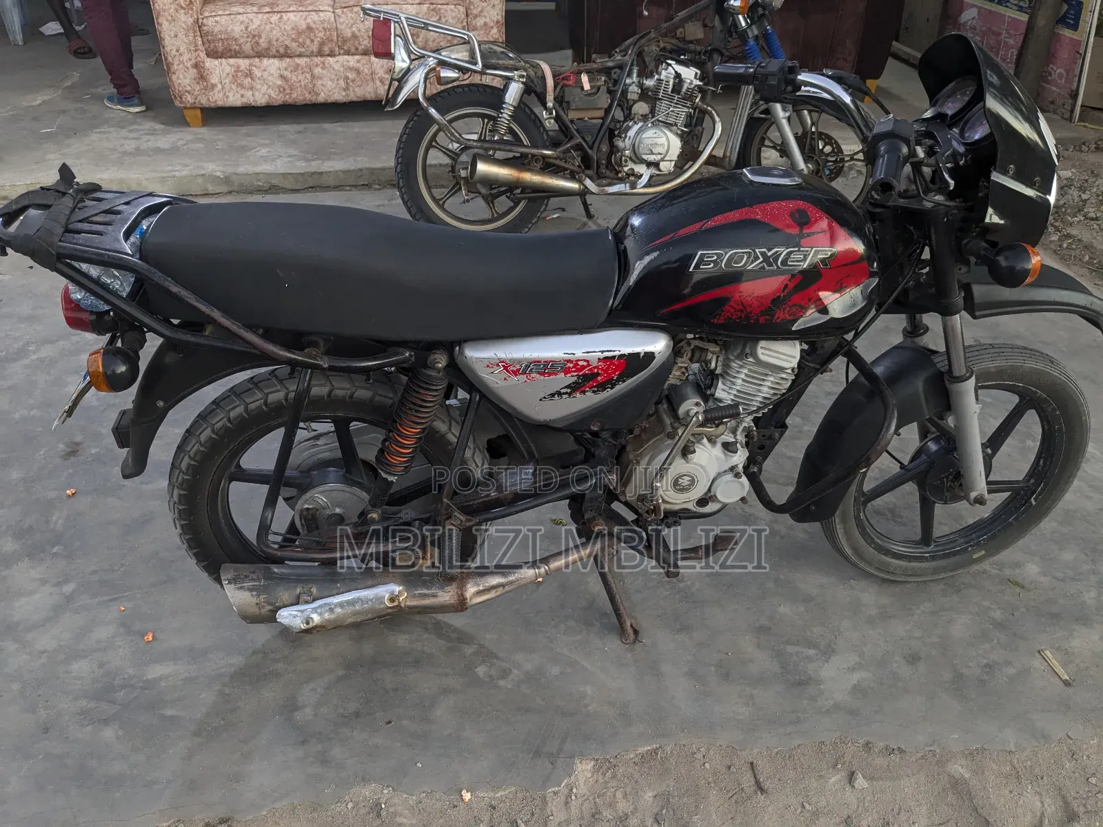 Bajaj Boxer X125 2024 Black