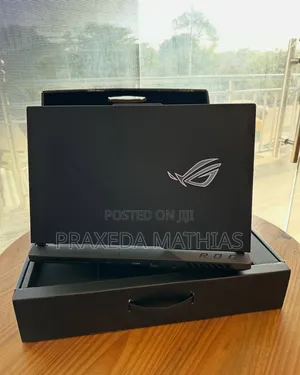 New Laptop Asus ROG Strix SCAR Edition 16GB AMD Ryzen 7 SSD 1T