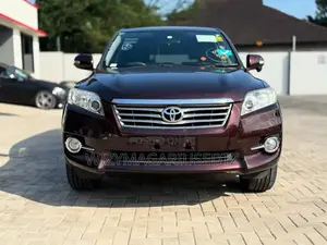 Toyota Vanguard 2010 Burgundy
