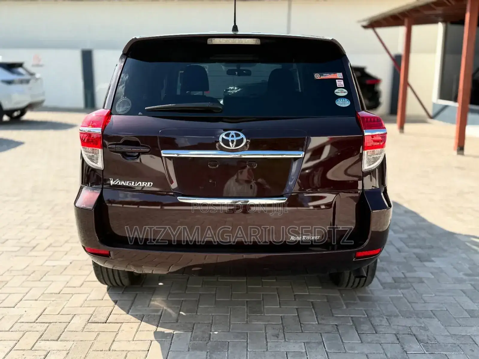 Toyota Vanguard 2010 Burgundy