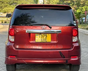 Toyota Corolla Rumion 2008 Burgundy