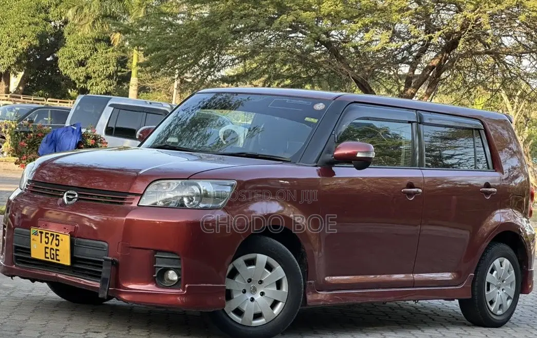 Toyota Corolla Rumion 2008 Red
