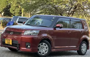 Toyota Corolla Rumion 2008 Red