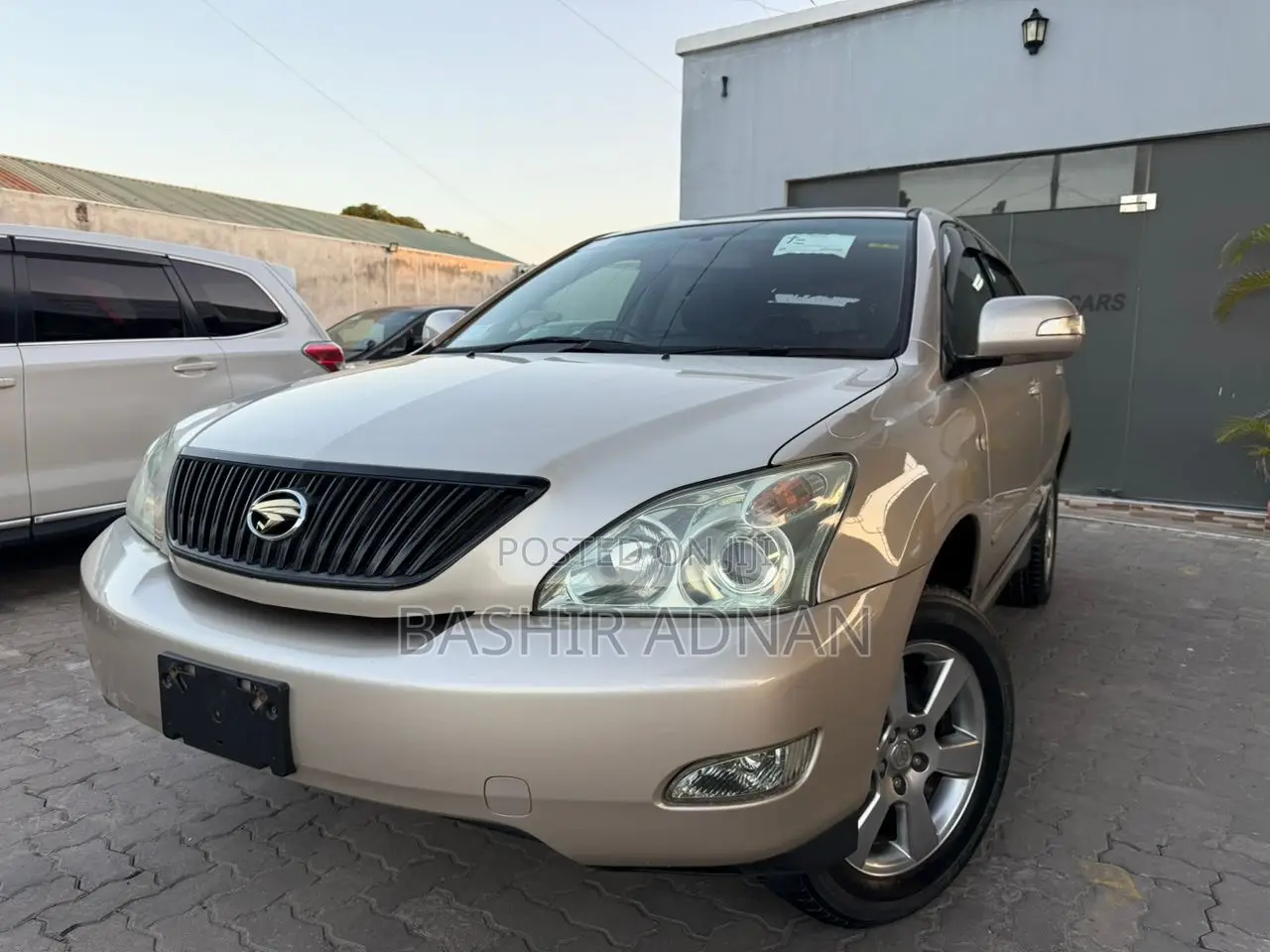 Toyota Harrier 2.4 2004 Gold