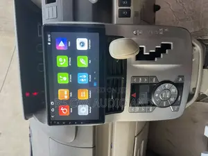 Noah Voxy Android Radio