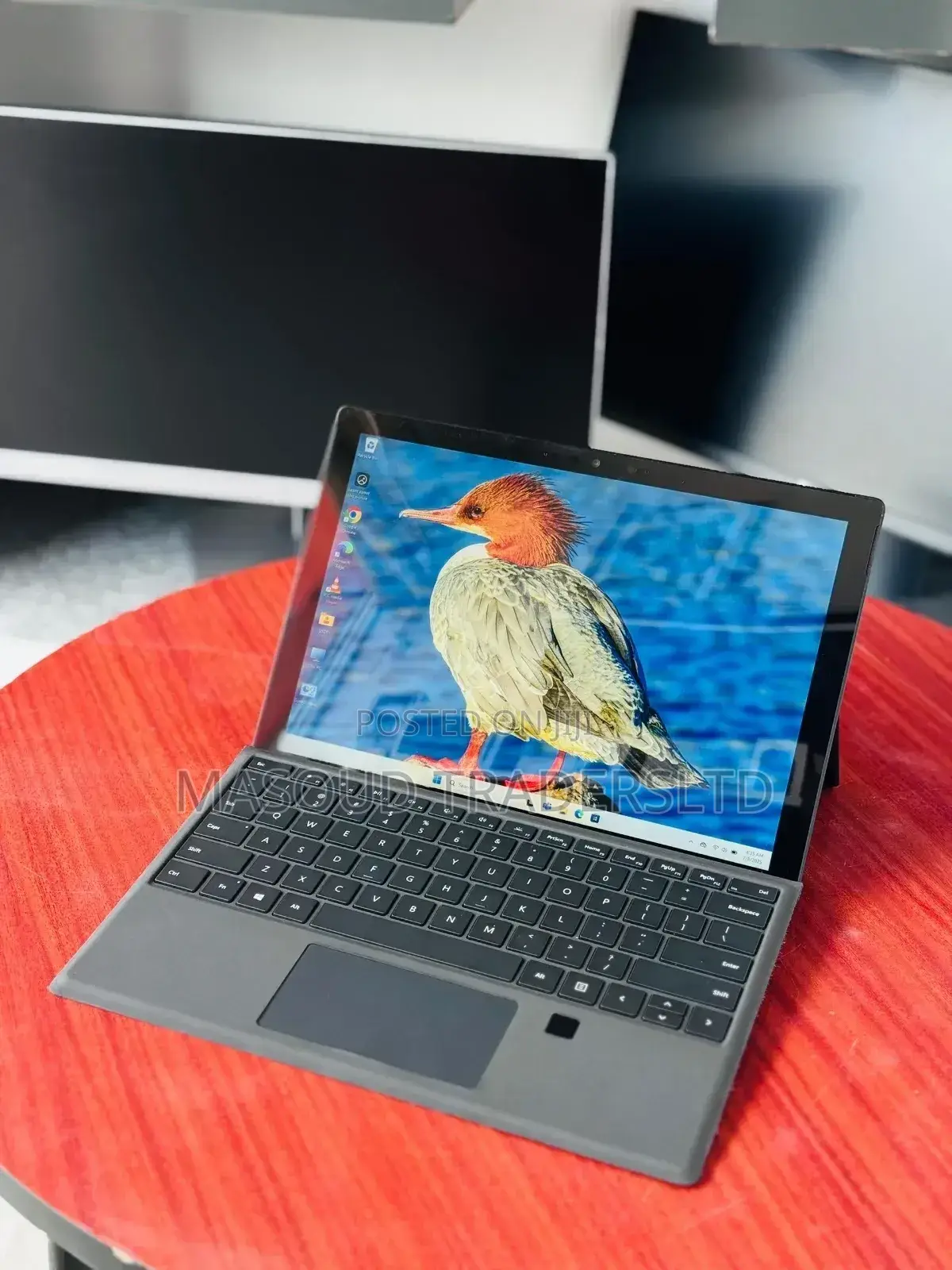 New Laptop Microsoft Surface Pro 7 16GB Intel Core I7 SSD 256GB