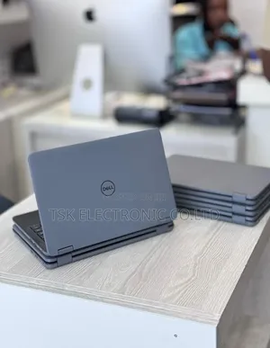 New Laptop Dell 8GB Intel SSD 256GB